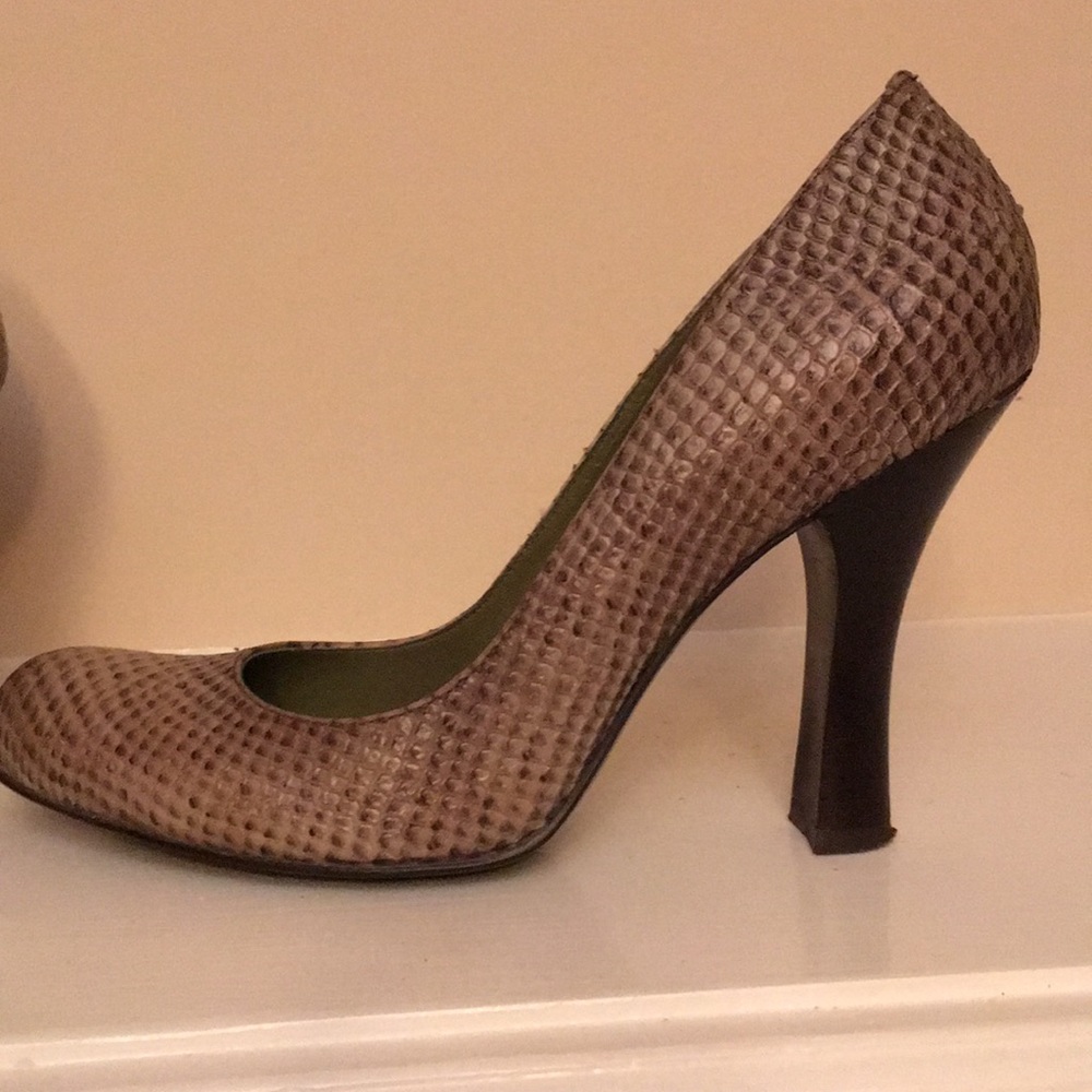 Bcbgirls Python Pump - image 5